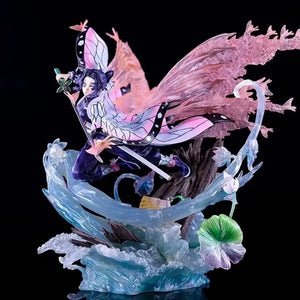 Figurine Kochou Shinobu Demon Slayer 31 cm en PVC sur socle transparent

