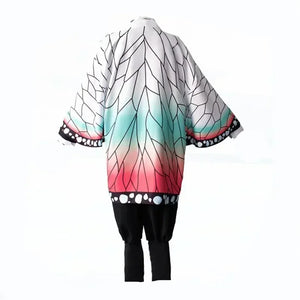 Costume Shinobu Kocho avec un design vibrant aux couleurs blanche, rose et turquoise