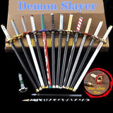 Collection de stylos épée Demon Slayer en alliage de zinc avec design détaillé et couleurs variées