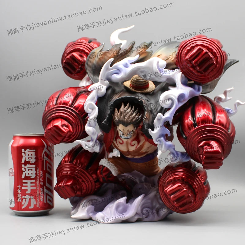 Figurine Luffy Gear 4 détaillée avec des éléments dynamiques et effets de vapeur