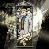 Poster tissu Jujutsu Kaisen de Kento Nanami en costume avec une épée dans un décor stylisé