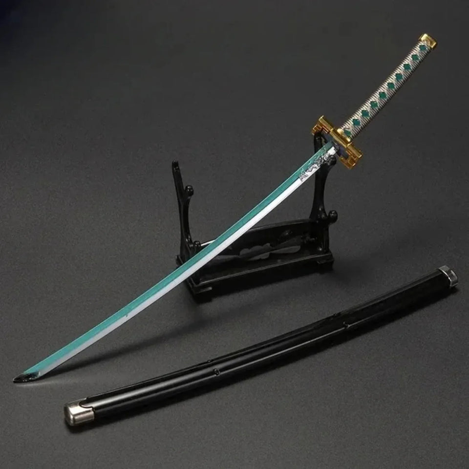 Katana Tanjiro Kamado avec une poignée turquoise et un support élégant pour les fans d'anime