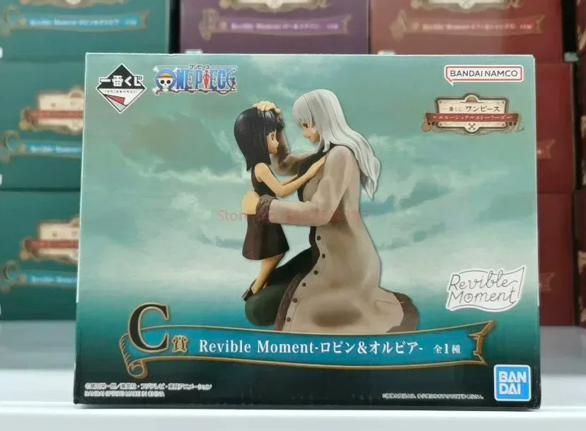 Figurine One Piece 15 cm représentant un moment touchant entre deux personnages dans une boîte colorée