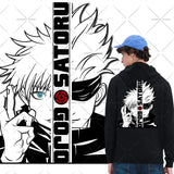 Patch thermocollant Gojo Satoru Jujutsu Kaisen appliqué sur une veste en jean

