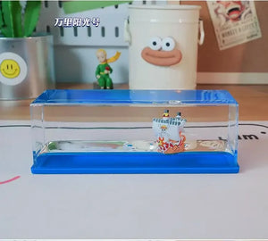 Réplique en bouteille One Piece avec le célèbre bateau Thousand Sunny en décoration