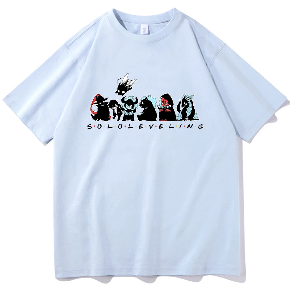 T-shirt bleu Solo Leveling avec des personnages colorés pour les fans de manga