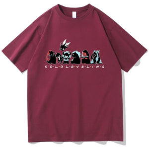 T-shirt Eterna Solo Leveling en bordeaux avec des personnages colorés et motif unique