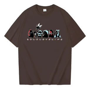T-shirt Eterna Solo Leveling en noir avec impression colorée de personnages emblématiques