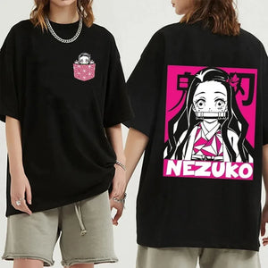 T-shirt femme Nezuko noir avec un design graphique sur le dos et une poche avant