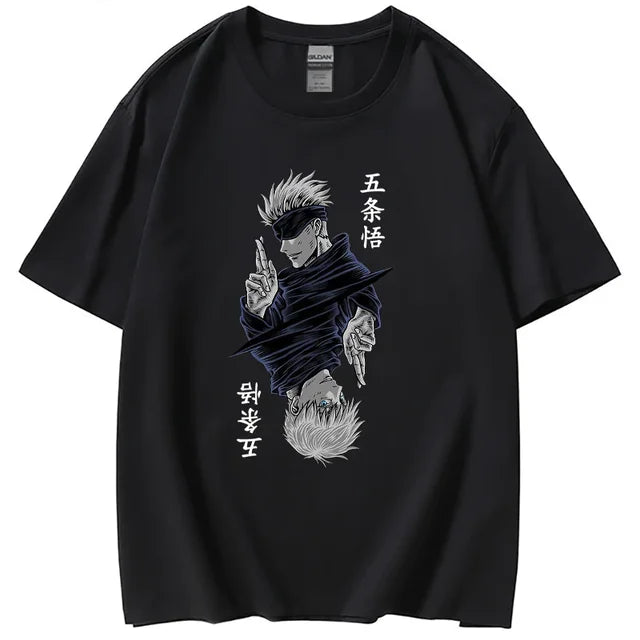 T-shirt Jujutsu Kaisen femme en noir avec un design graphique de personnage emblématique